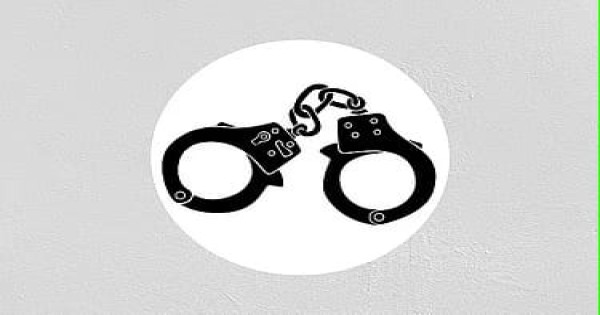 পঞ্চগড় মেসেঞ্জার গ্রুপে কথা কাটাকাটির জেরে স্কুলছাত্রকে ছুরিকাঘাত, ১২ জন আটক